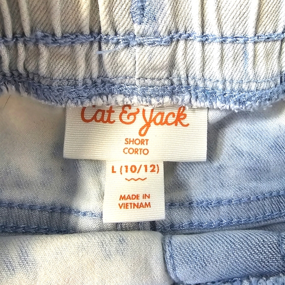 Bleach washed jean shorts | size 10/12 | elastic band | frayed hem - Picture 4 of 5